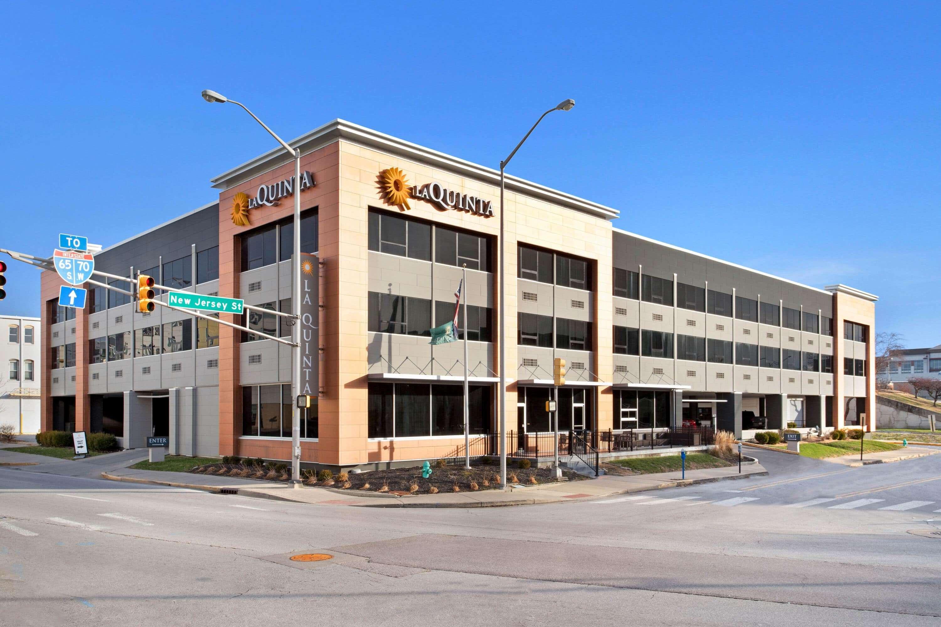 La Quinta Inn & Suites By Wyndham Indianapolis Downtown Ngoại thất bức ảnh