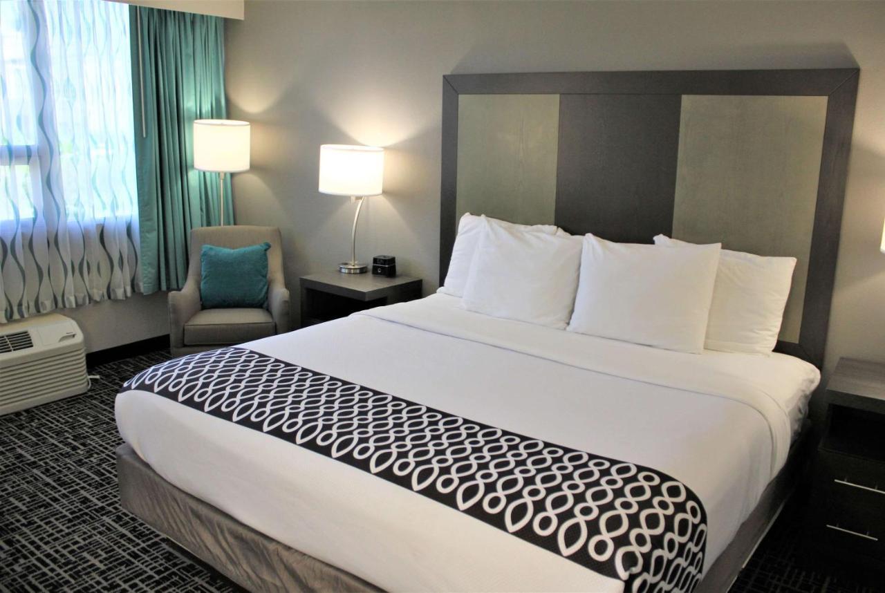La Quinta Inn & Suites By Wyndham Indianapolis Downtown Ngoại thất bức ảnh