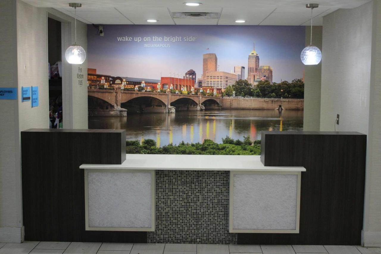 La Quinta Inn & Suites By Wyndham Indianapolis Downtown Ngoại thất bức ảnh