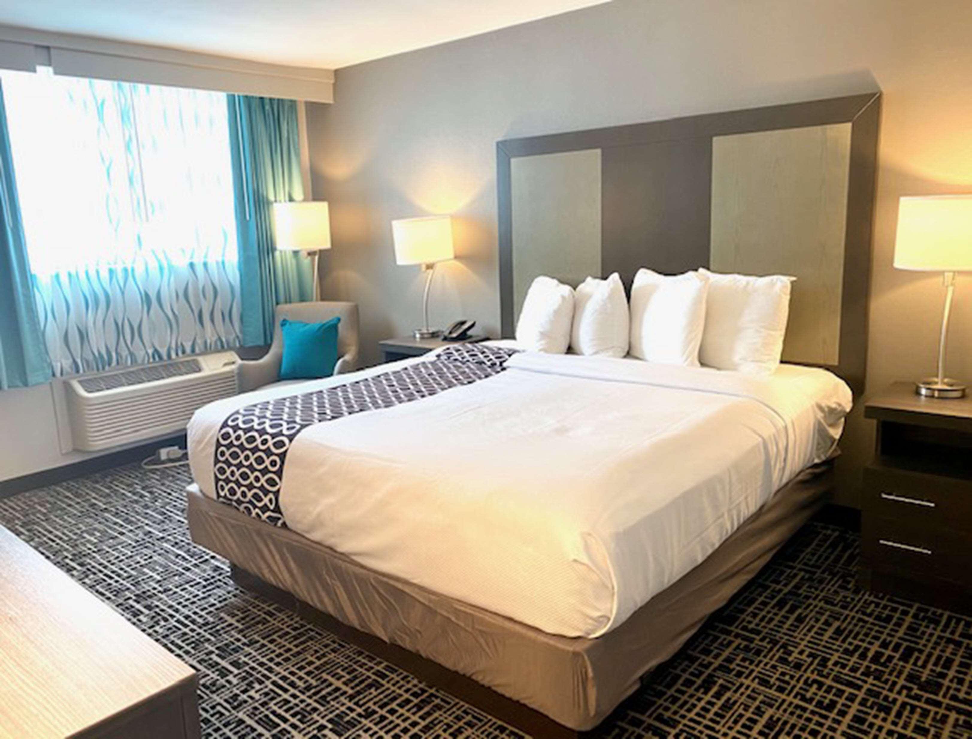 La Quinta Inn & Suites By Wyndham Indianapolis Downtown Ngoại thất bức ảnh